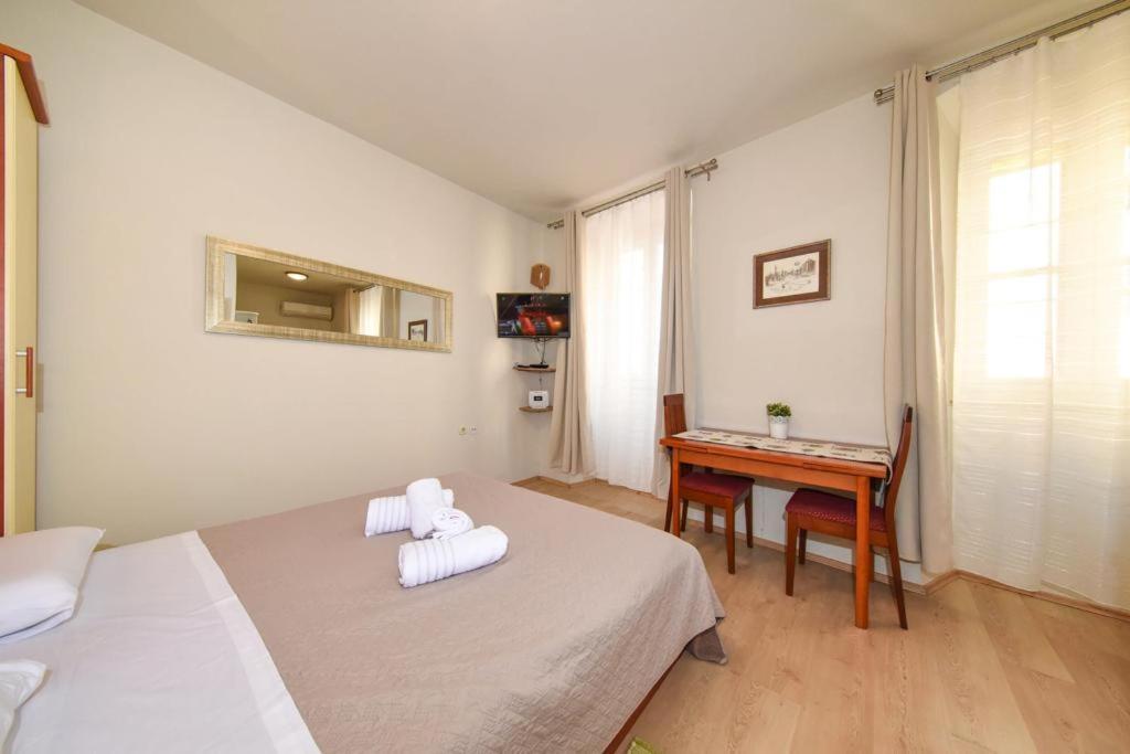 Apartment Zaratino Exteriör bild